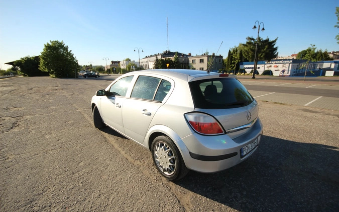 Opel Astra cena 10900 przebieg: 264465, rok produkcji 2006 z Tuchola małe 466